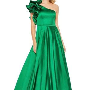 Mac Duugal emerald green ball gown NWT